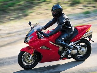 Honda VFR800VTEC 5